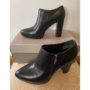 Franco Sarto Sheila Black Leather Ankle Booties Side Zip & Block Heel Size 7